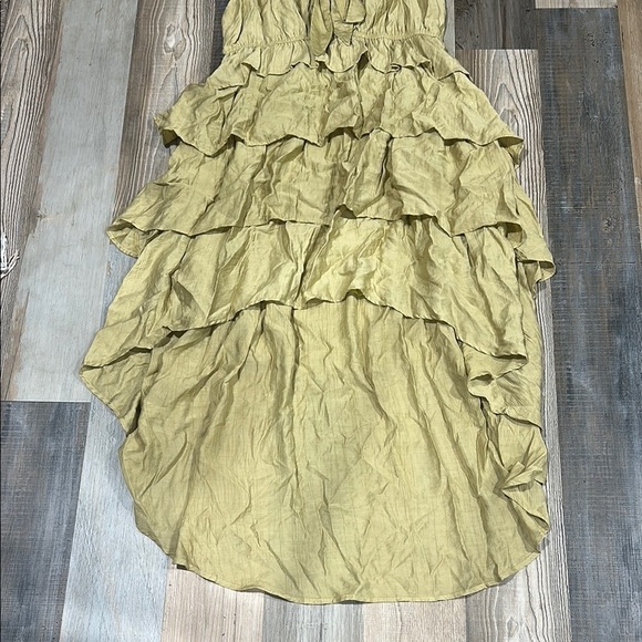 Listicle Ruffled dress - Picture 4 of 6